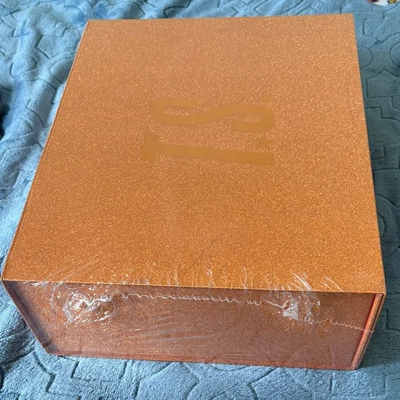 Authentic Taylor Swift The Life of a Showgirl XS/S Cardigan Box Set - Picture 5 of 8